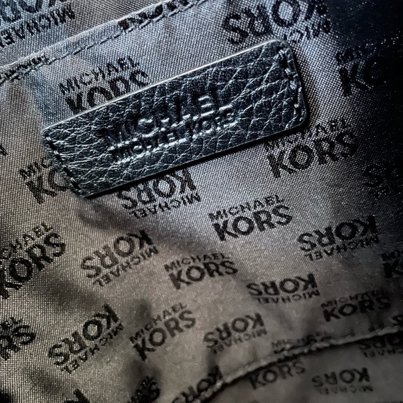 Michael Kors Hamilton - Picture 5 of 7